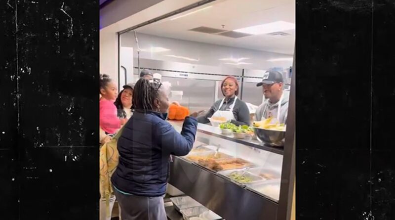 Ne-Yo Serves 200 Single Mothers, Trafficking Victims At Atlanta’s City Of Refuge