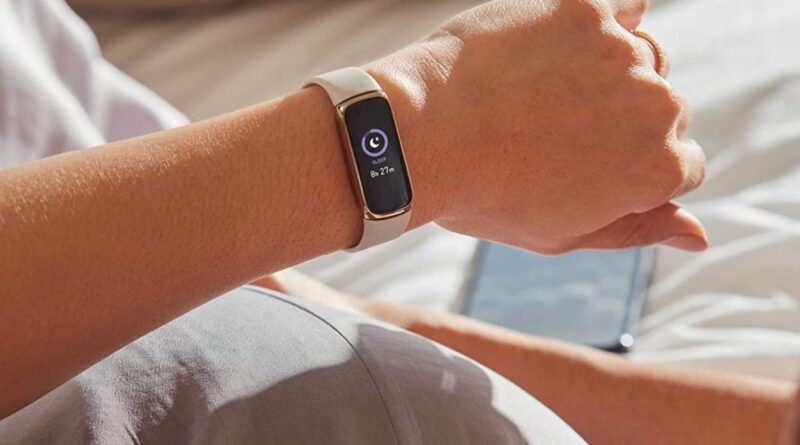 Last-Minute Deal! This Fitbit Is Just $69.99 for Cyber Monday