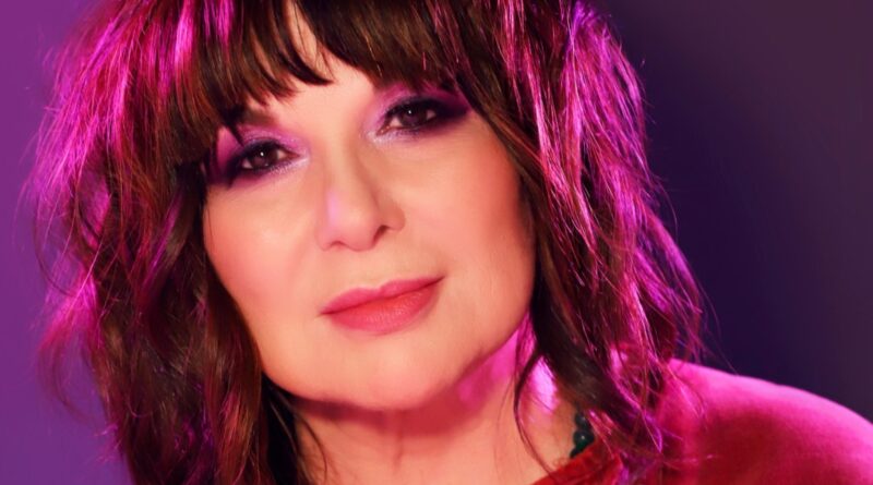 ‘It Was Mostly Just Venom That I Felt’: Ann Wilson Recounts Genesis of Heart’s ’Barracuda’ in ‘She’s a Badass’ Excerpt