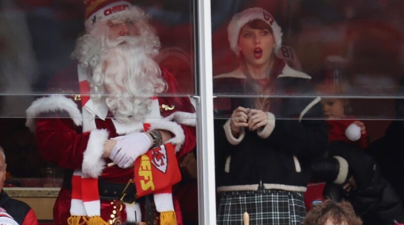 Travis Kelce Got This Special Christmas Gift From Taylor Swift’s Brother Austin: ‘He Made Me Feel Like a Child’