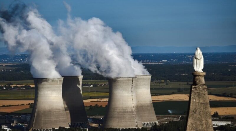 France drops renewables targets, prioritises nuclear in new energy bill