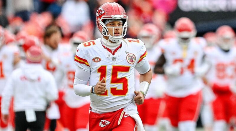 Amid toughest season, Patrick Mahomes isn’t afraid of the grind