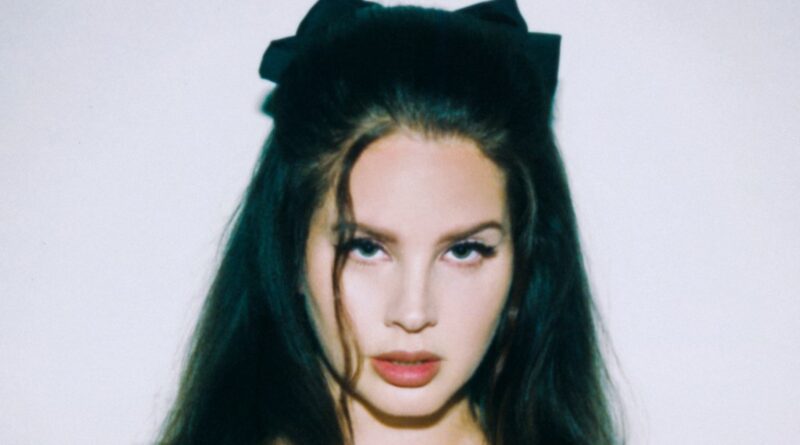 Lana Del Rey Announces New Album ‘Lasso’