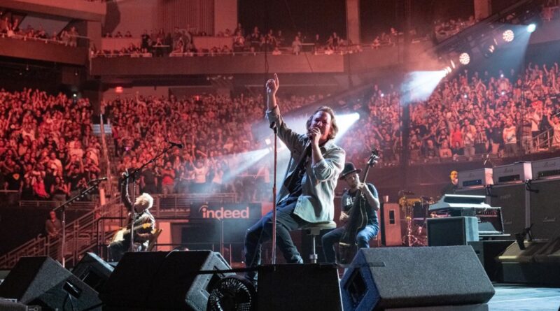 Pearl Jam Unleashes ‘Dark Matter,’ Sets New Album