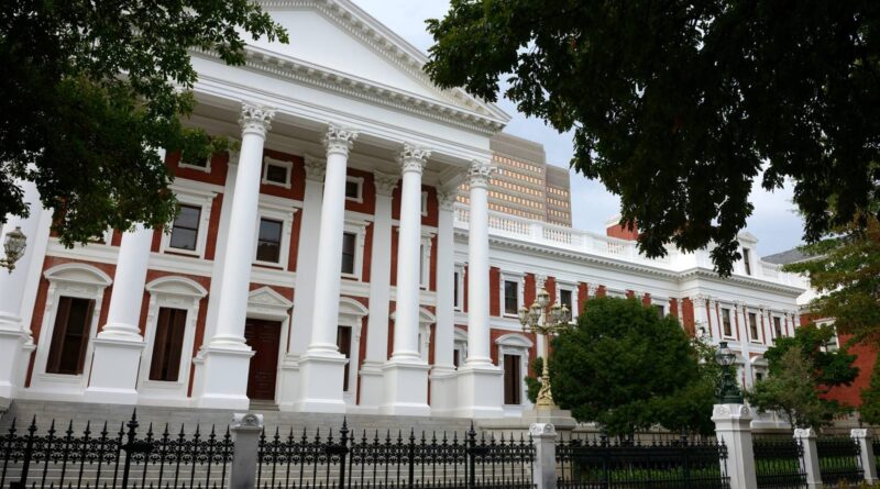 News24 | Global authors ask Parliament not to adopt harmful copyright bill