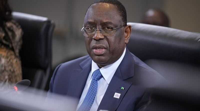 Senegal’s Sall is handed national dialogue report