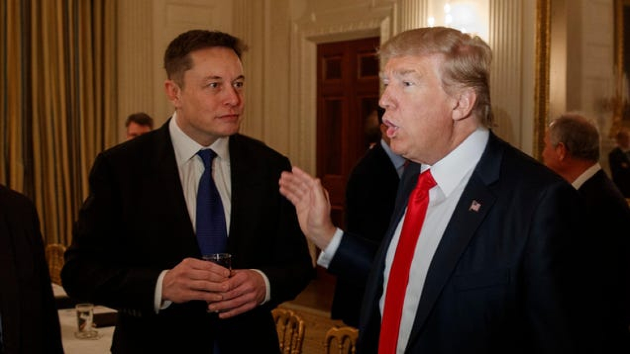Elon Musk Meets With Donald Trump in Florida as 2024 Election Looms: Report Elon Musk Meets With Donald Trump in Florida as 2024 Election Looms: Report