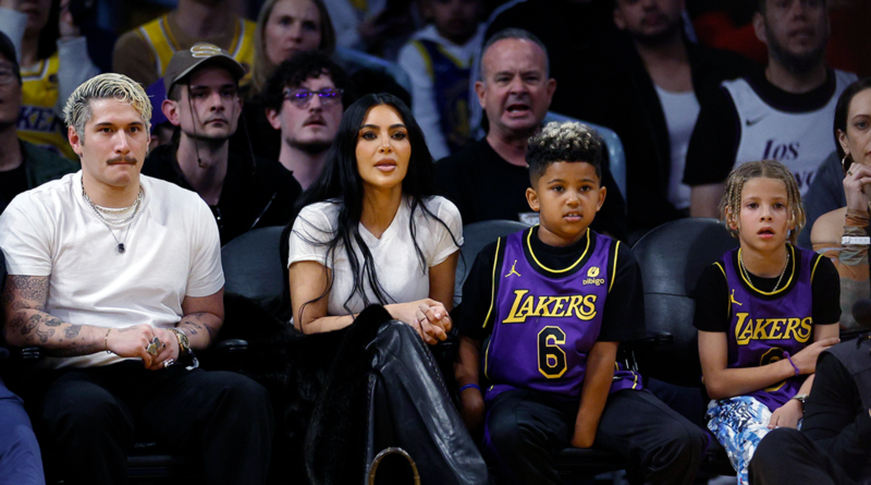 Kim Kardashian, J Lo, Ben Affleck Show Up At LA Lakers Game