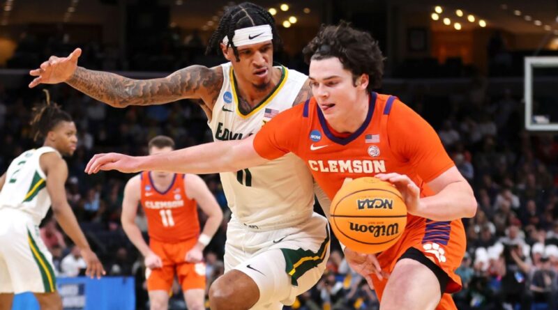 Follow live: Clemson and Baylor clash for a spot in the Sweet 16