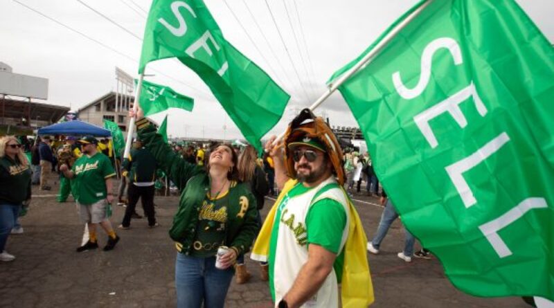 A’s fans protest, stay in parking lot for opener