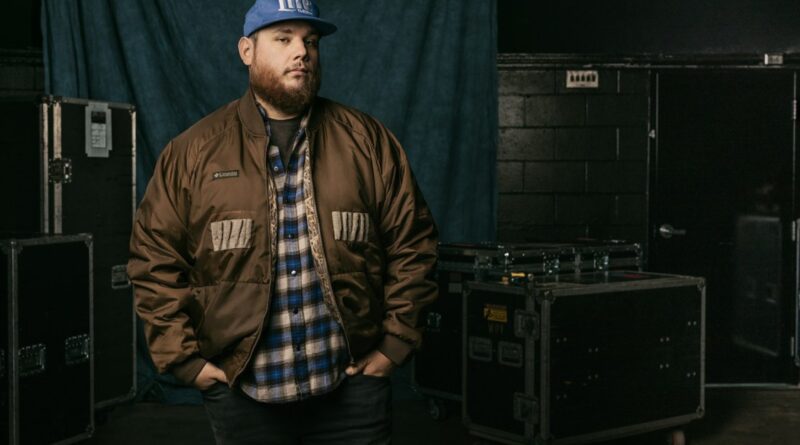 Luke Combs Unveils New ‘Take Me Out to the Ballgame’ Ballad