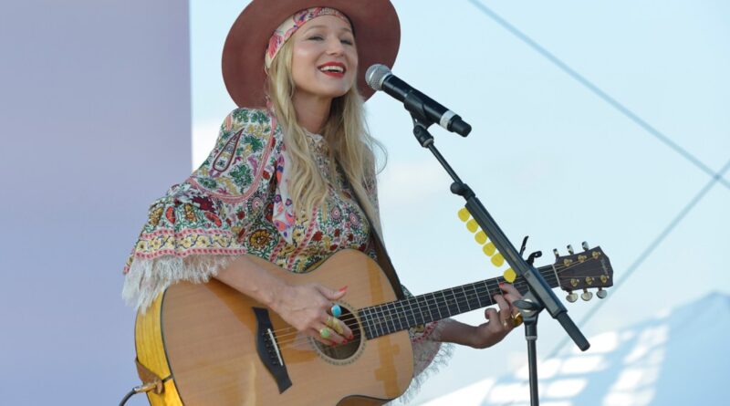 Jewel Reveals How Olivia Rodrigo Duet Happened & Why Their Meetup Made Her Cry