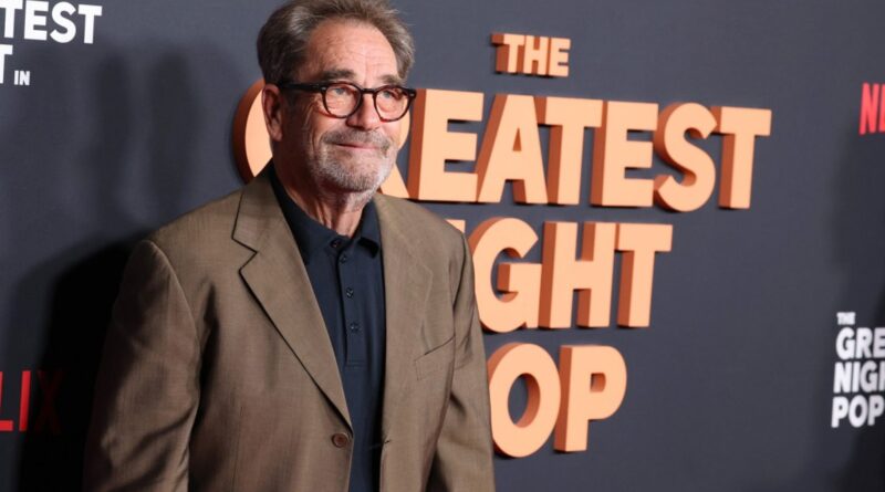 Huey Lewis Calls Musical Inspired by His Band’s Songs a ‘Creative Outlet’ After Losing His Hearing