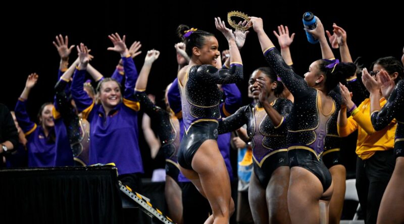 Highlights from a gymnastics semifinals no one predicted