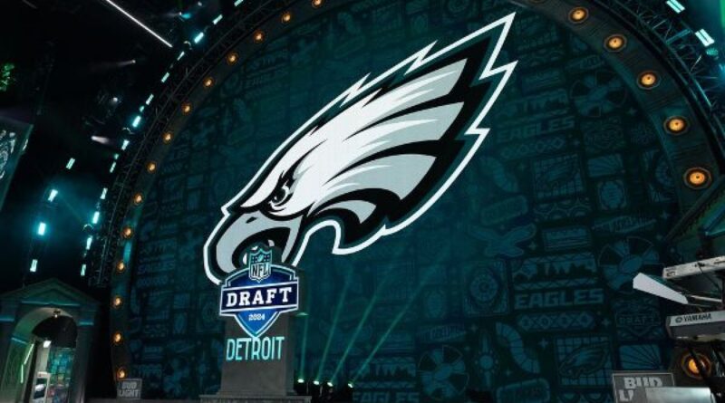 Eagles tie NFL draft record with eight trades