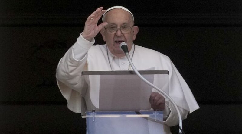 Pope Francis: “War is a deception”