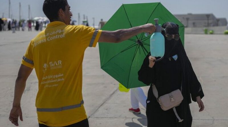 Hundreds die during Hajj pilgrimage in Saudi Arabia amid intense heat