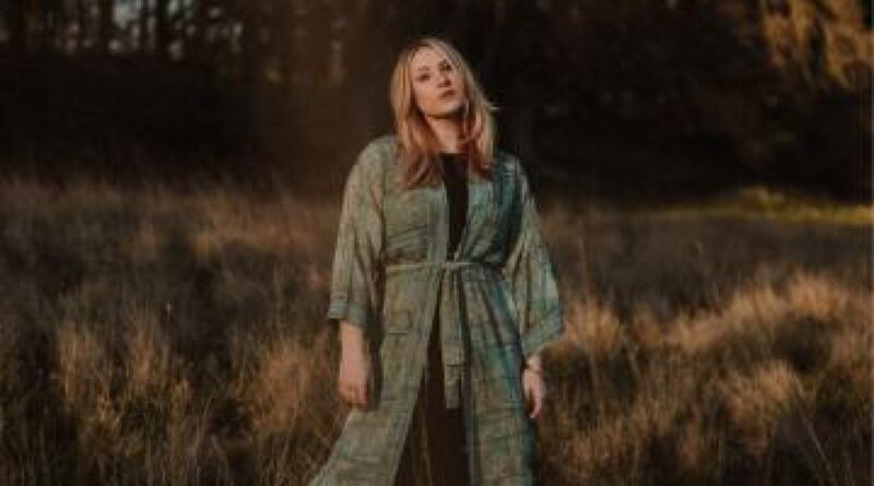 Local Oxfordshire act Dolly Mavies set to rock Glastonbury