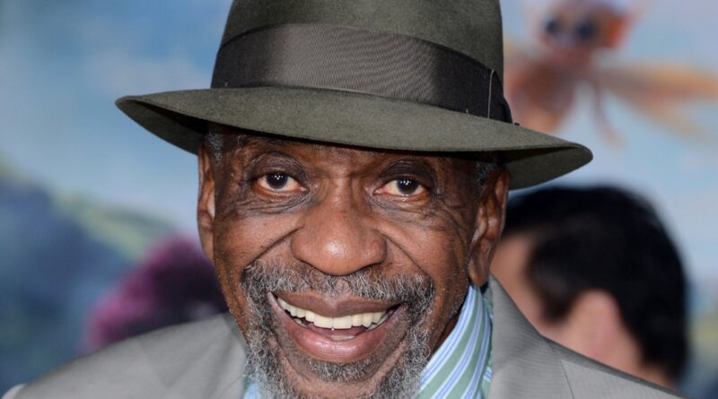 Veteran Actor Bill Cobbs Dead at 90, Roles in ‘Bodyguard,’ ‘Air Bud’ and More