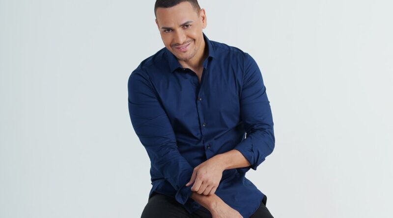 Victor Manuelle to Receive The Entertainers’ Key to New York City & More Uplifting Moments in Latin Music