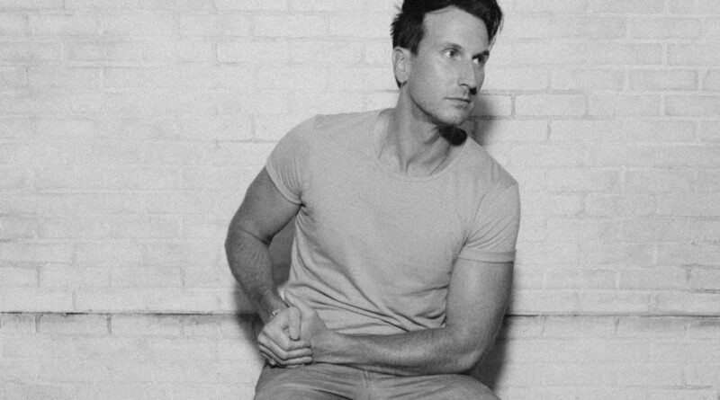 Russell Dickerson on Digging Deeper Into the ‘Bones’ of His Love Song History: ‘I’m Betting Everything on This Song’