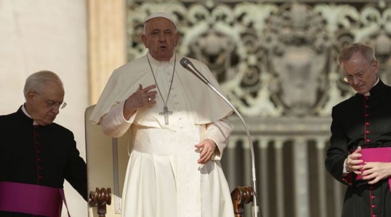 Pope Francis slams those who turn their backs on migrants, says not helping them is a ‘grave sin’