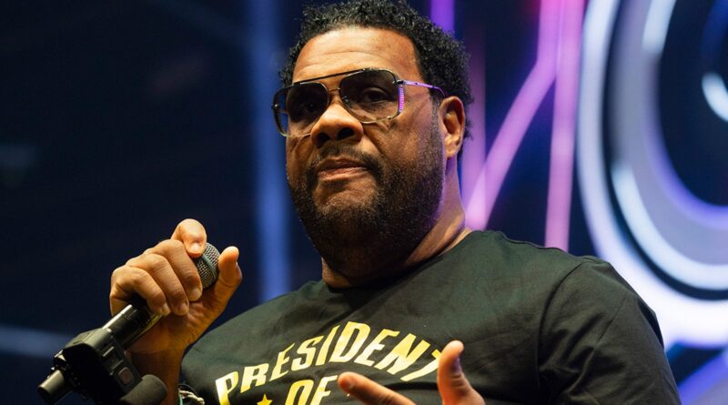 Fatman Scoop Gets CPR After Collapsing Onstage According to Eyewitnesses