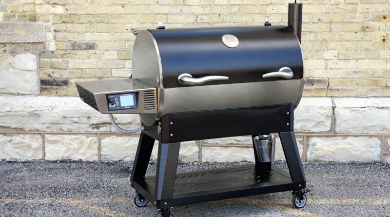 RecTeq Pellet Grill Review: Our Product Testing Team’s Favorite Smoker