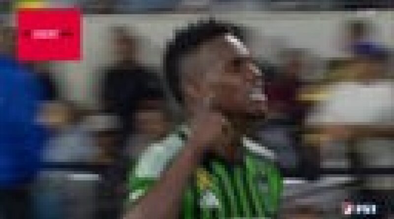 Jáder Obrian scores a goal in 47′ to give Austin FC a 1-0 lead over LAFC