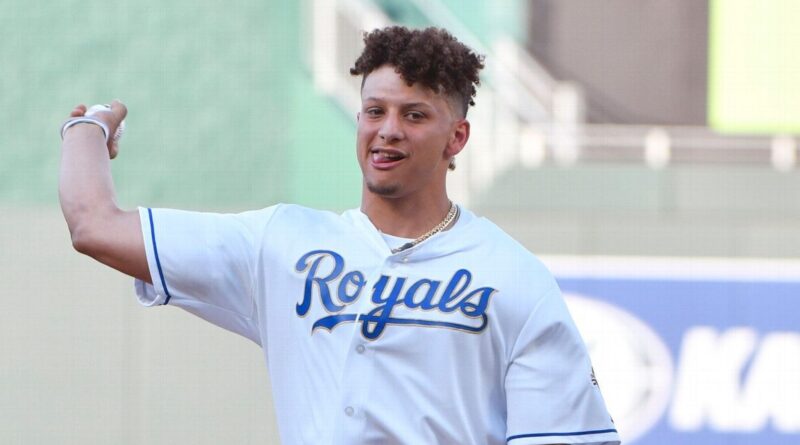 Patrick Mahomes thrilled to see playoff baseball return to Kansas City