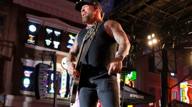 Brantley Gilbert & Wife’s Baby Born on Tour Bus Mid-Show