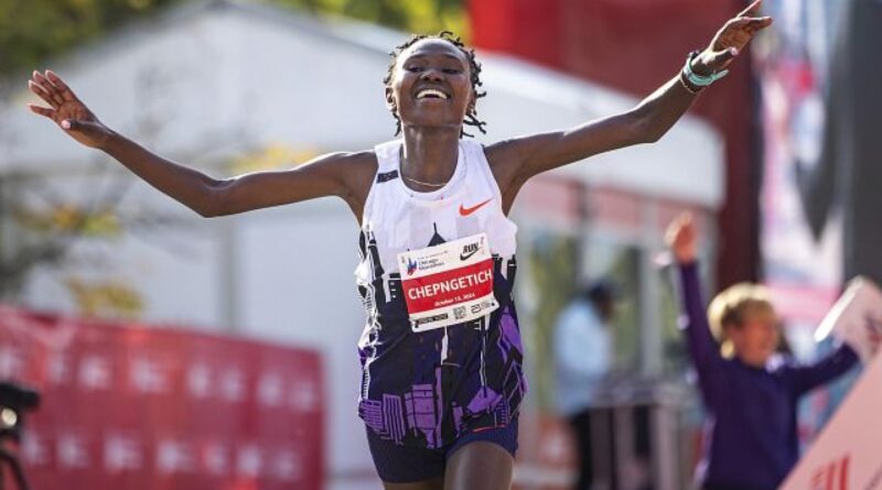 Chicago marathon: Ruth Chepngetich shatters world record time