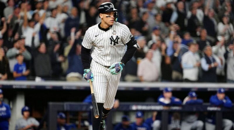 In Game 5, Yankees fans lifted their team up –