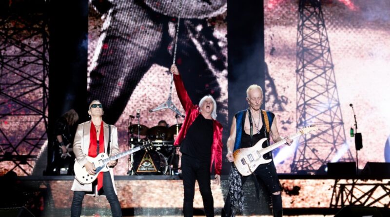 Def Leppard, Mötley Crüe, and Nickelback to Headline Boardwalk Rock Festival Debut