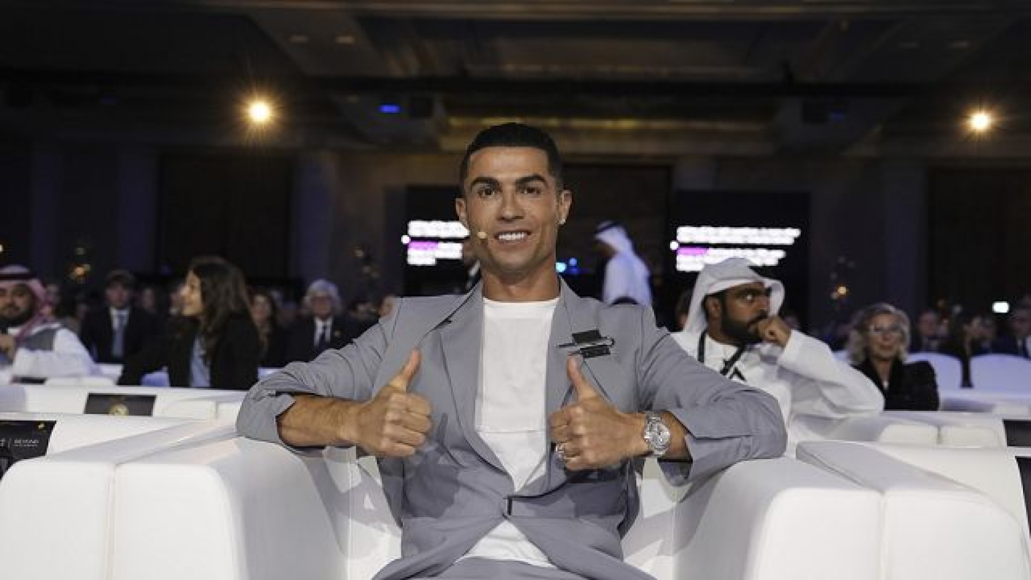 Cristiano Ronaldo reflects on Al-Nassr journey: “Life is good, but I want more” Cristiano Ronaldo reflects on Al-Nassr journey: “Life is good, but I want more”