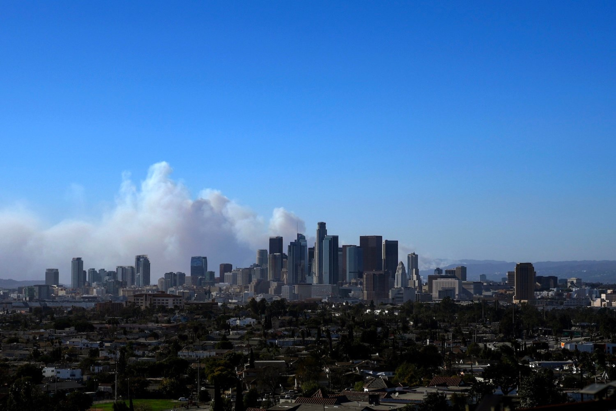 Thousands Evacuate in L.A. as Wildfires and Extreme Wind Hit Southern California Thousands Evacuate in L.A. as Wildfires and Extreme Wind Hit Southern California