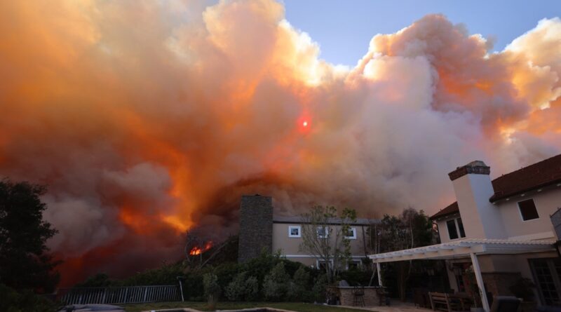 Wildfire Sweeps Through Pacific Palisades, Celeb Homes Threatened