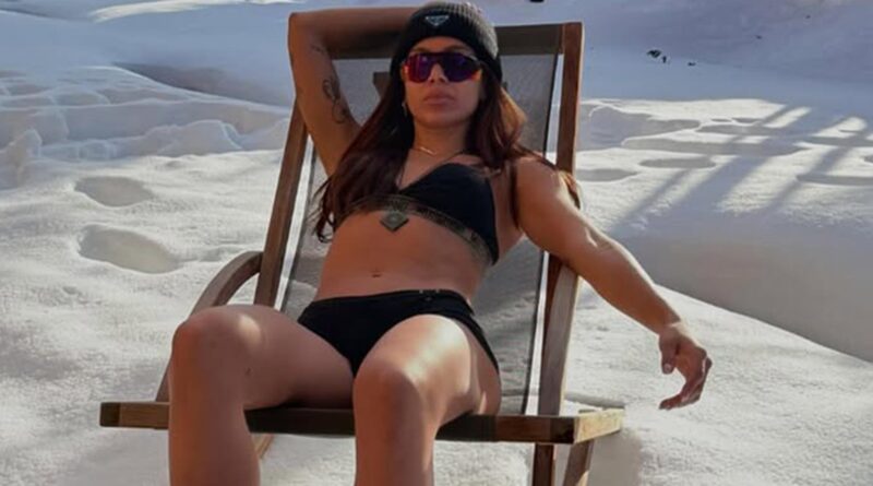 Anitta Strips Down to Bra, Spandex Shorts During Snowy Mountain Vacation