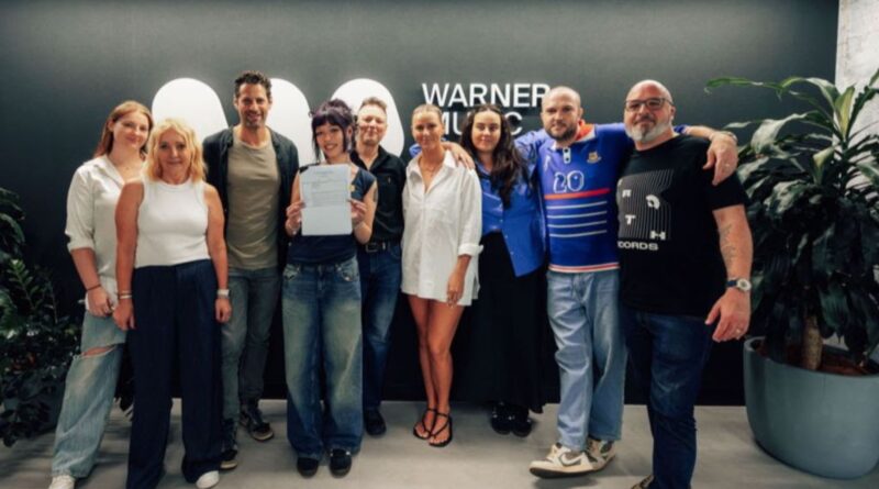 Esha Tewari Signs to Warner Music in Exclusive Deal With Atlantic Records