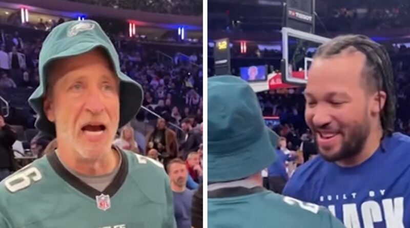 Jon Stewart Pays Off Eagles Bet, Amy Schumer Cheerleads at Knicks Game