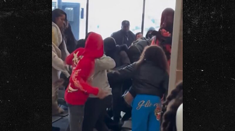 Huge Brawl Breaks Out at Atlanta Aiport