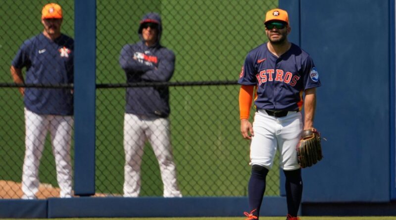 Astros planning to play Altuve mostly in left field