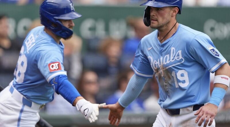 KC bullpen tosses 6 shutout innings, allowing the Royals to rally for 7-4 win over the Rockies