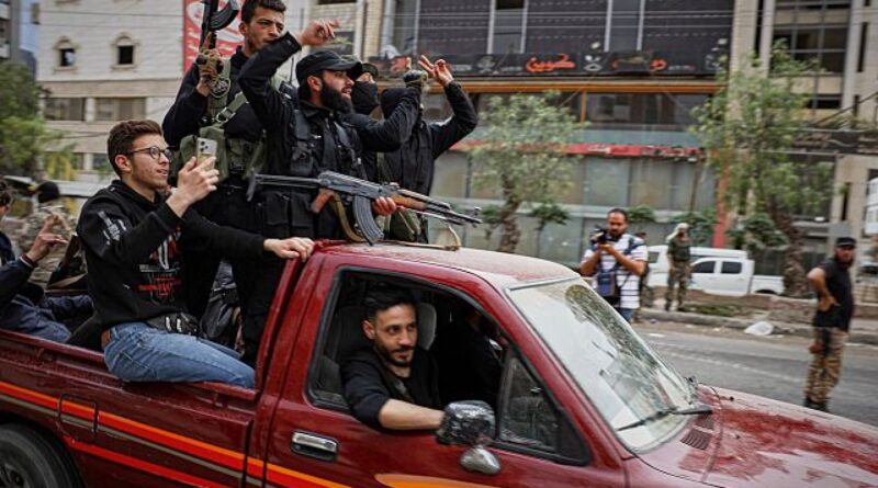Syrian forces deploy in Damascus suburbs after two days of clashes