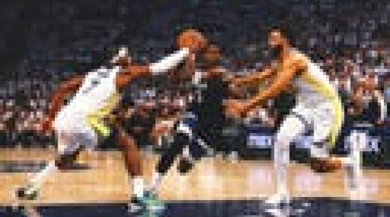 Timberwolves capitalize on Steph Curry’s absence to tie second-round series