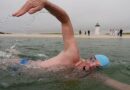 Endurance athlete begins swim in shark-infested waters