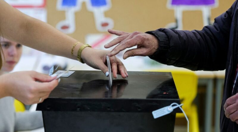 Poland, Romania & Portugal Elections 2025 Live: Romanian centrist Nicușor Dan ahead in presidential race, exit polls show