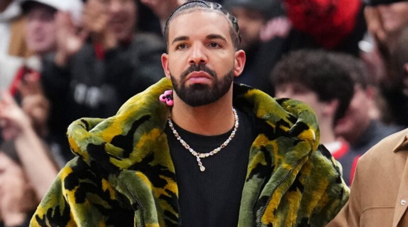 Drake Announces ‘OVO Fest Will Be Back This Summer’ at Central Cee Concert in Toronto