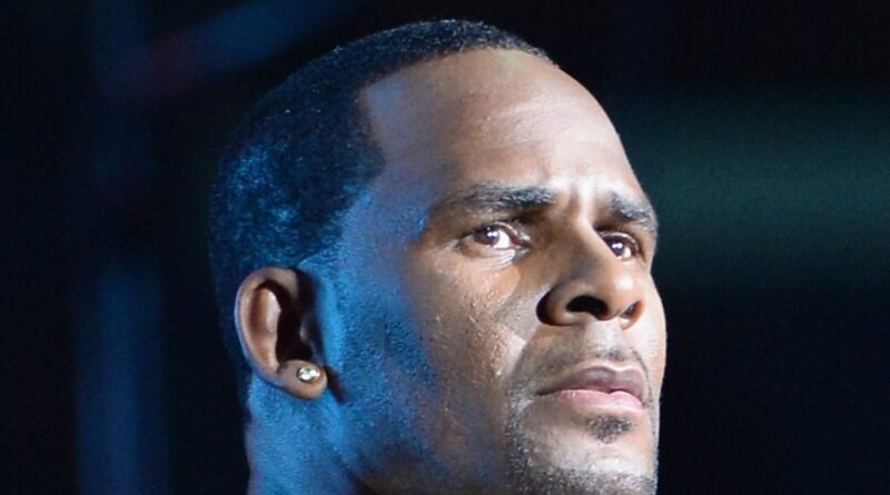 No Pardon for R. Kelly While Joycelyn Savage’s Still Under His Control, Family Says