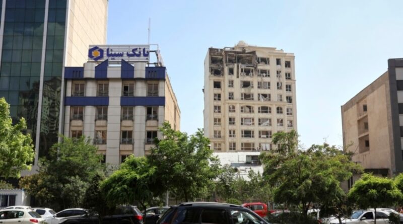 Iran Detains Hundreds On Suspicion Of Spying For Israel